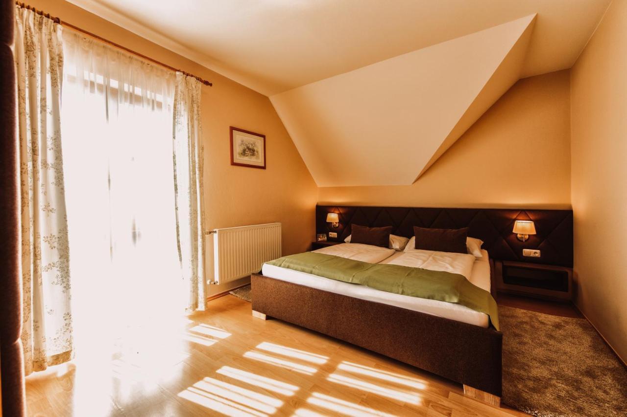 Weingut Kollerhof Am Eichberg Villa Leutschach Bagian luar foto